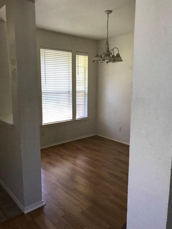 Building Photo - 2612 Tinmouth St