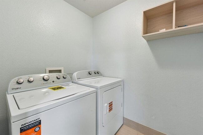 Building Photo - 12712 Ring Dr