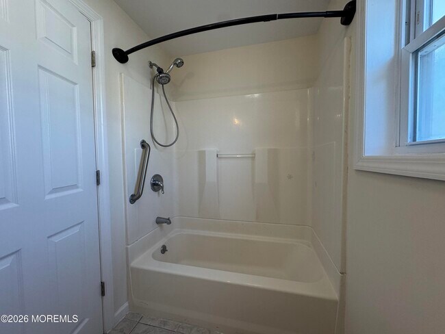 Building Photo - 207 Ocean Gate Ave