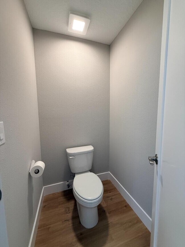 Building Photo - 2186 W G Martinelli Blvd