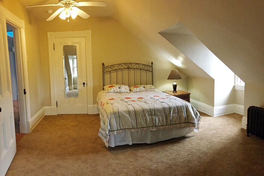 Master Bedroom - 827 N. Highland Ave.