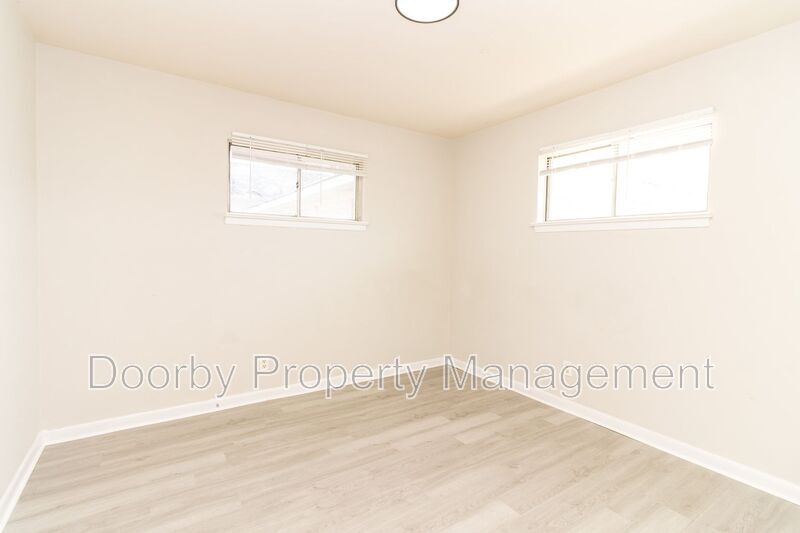 Building Photo - 45 Scruggs St