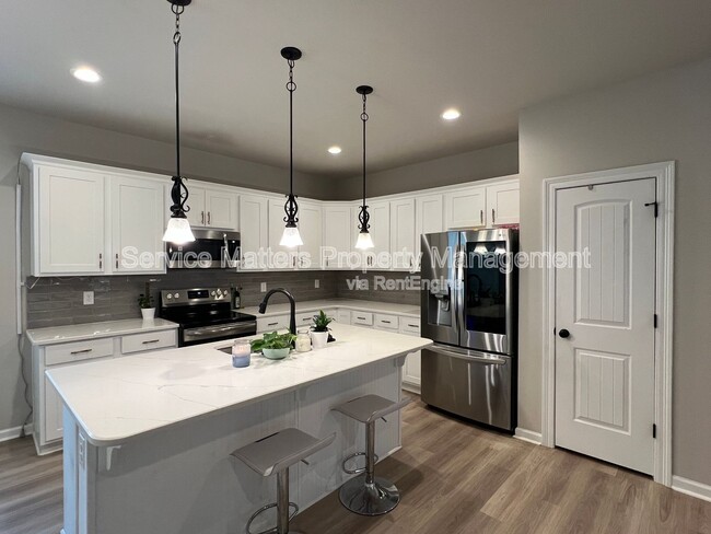 Building Photo - 4669 Sago Palm Cir