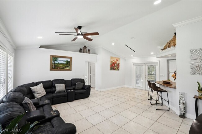 Building Photo - 1570 Golden Gate Blvd W