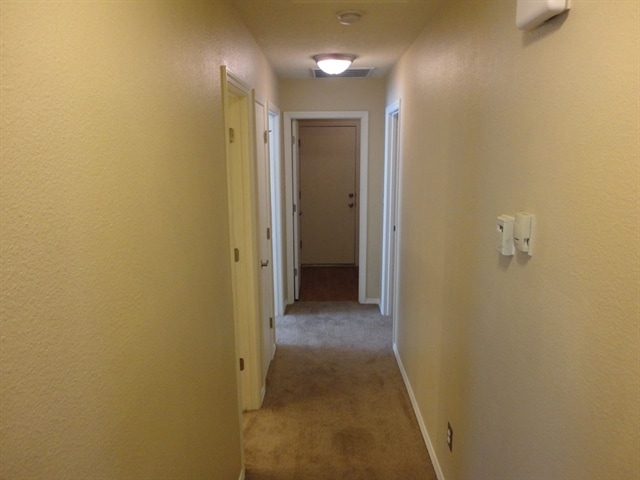 Building Photo - 7448 Sanderling Rd NW