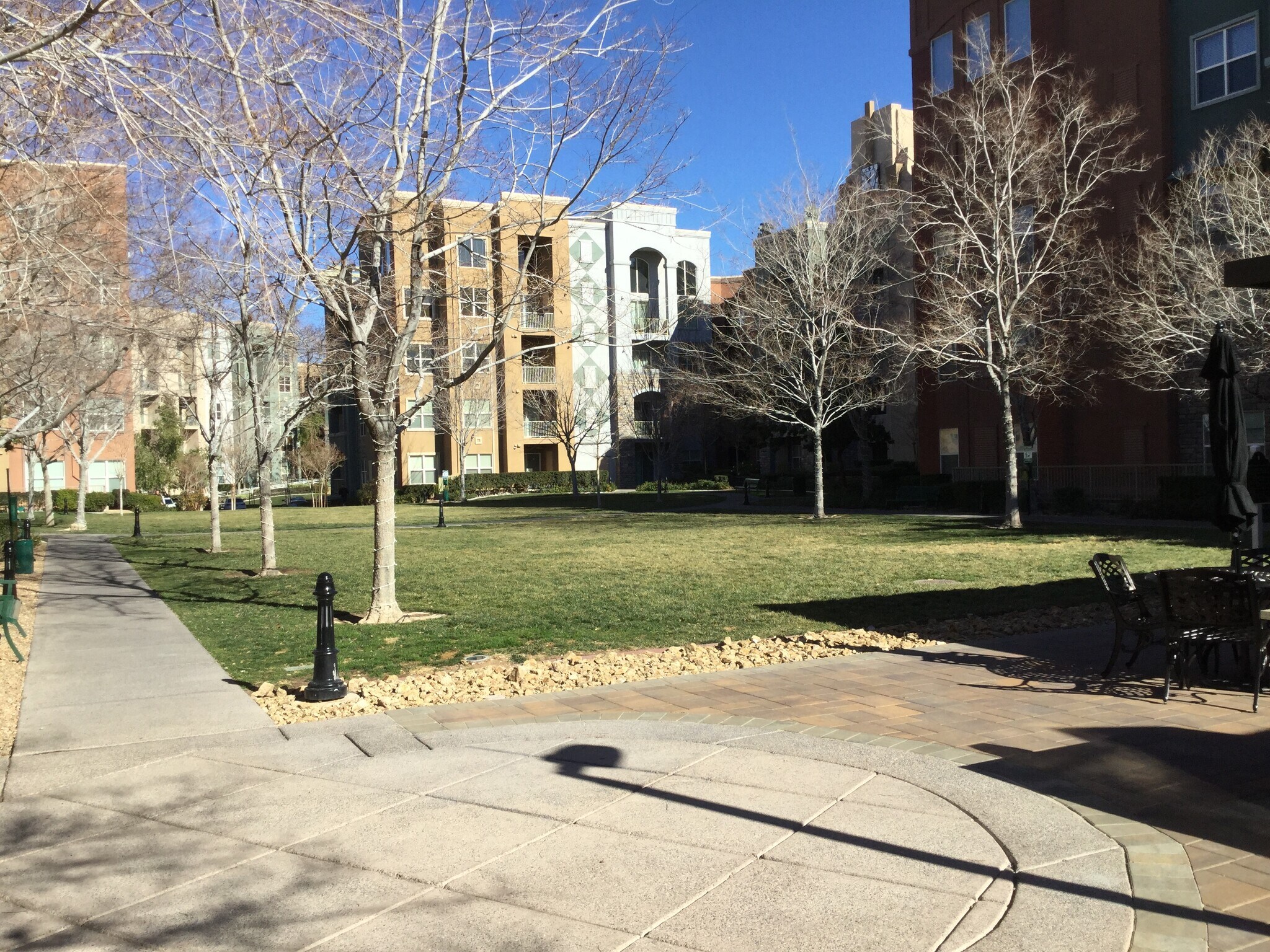 Building Photo - 38 E Serene Ave