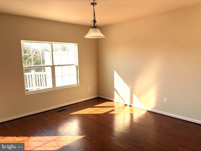 Building Photo - 8708 Sagebrush Ln