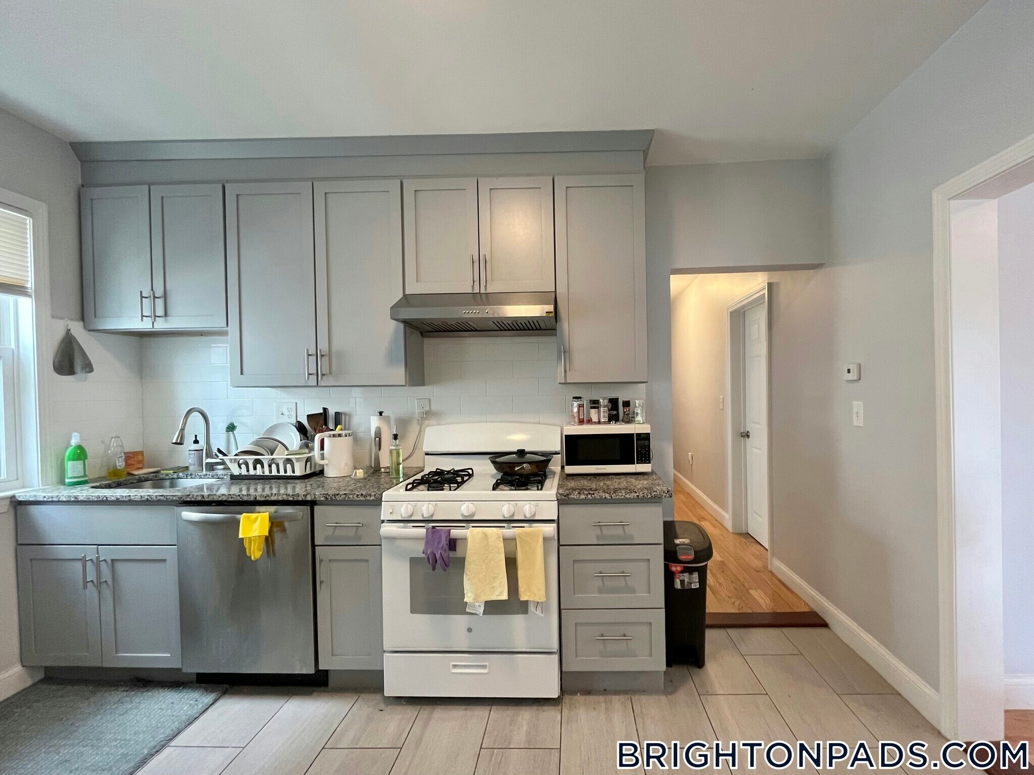 Building Photo - 29 Waverly St