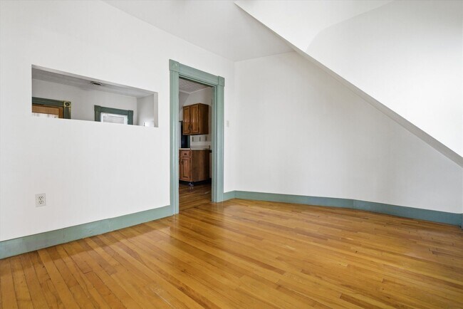 Building Photo - 74 Dartmouth St