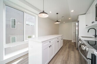 Building Photo - 1514 Master St