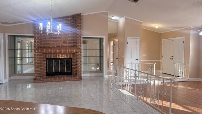 Building Photo - 301 Nesbitt St