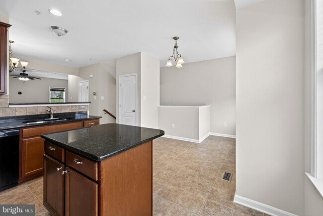 Building Photo - 10382 Lantern Ln