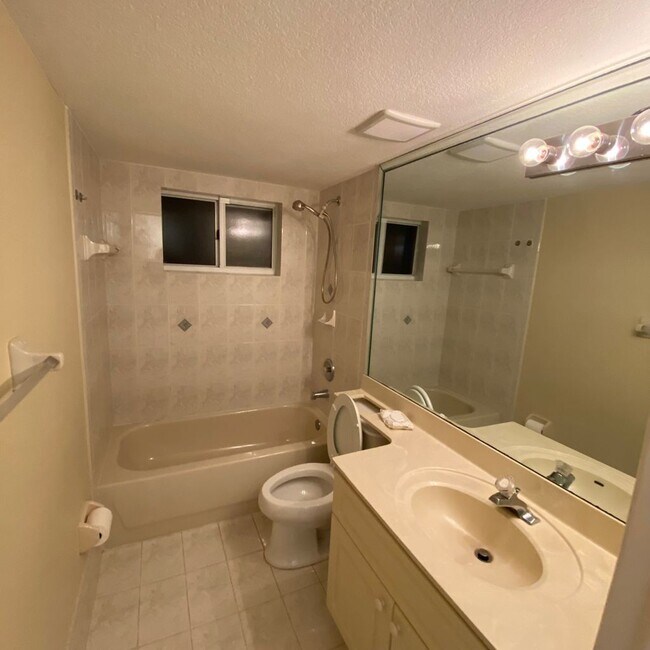 Building Photo - 17324 NW 74th Ave