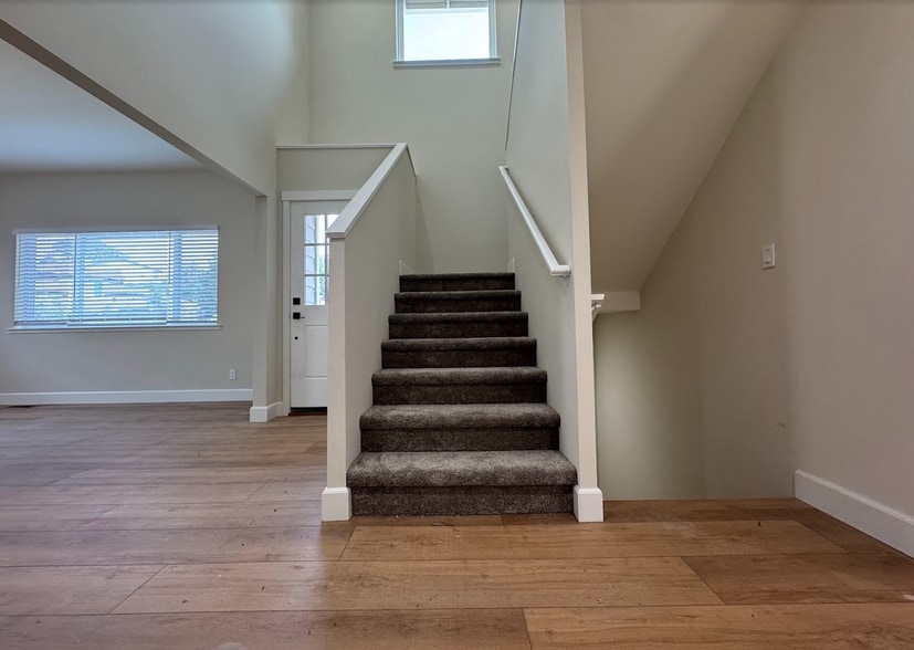 Building Photo - 3729 Cannes Pl