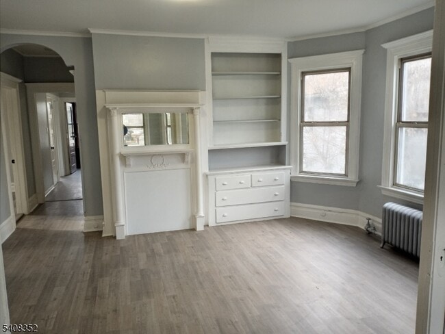 Building Photo - 32 Vreeland Ave