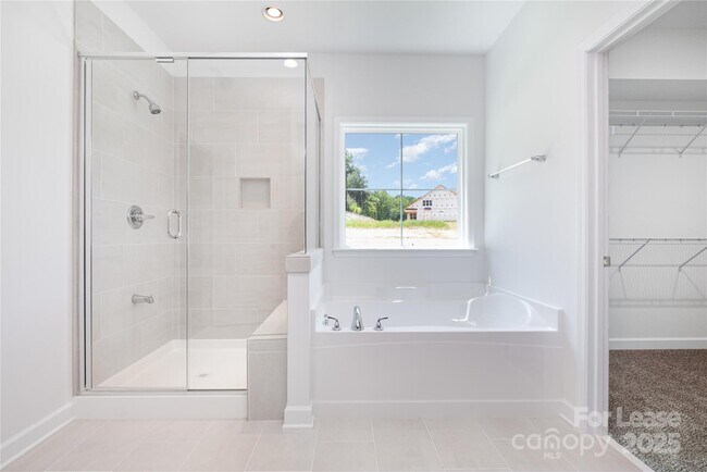 Building Photo - 2567 Cornelius Pl NW