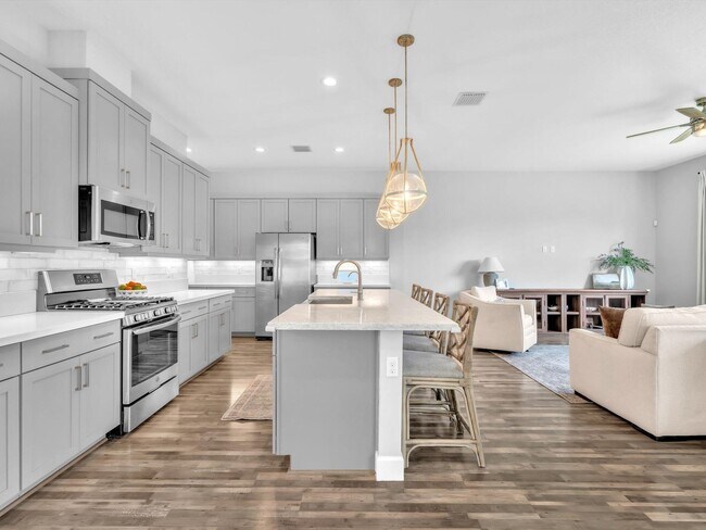 Building Photo - 4708 Saddle Ranch Rd