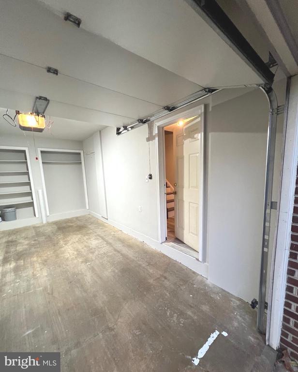 Building Photo - 1204 N Wayne St