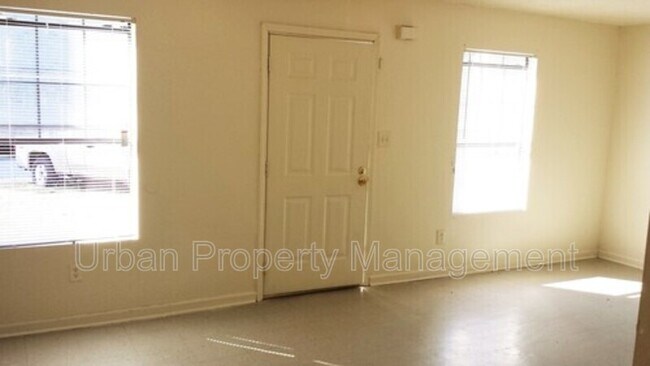 Building Photo - 1364 Breedlove St