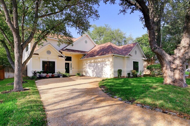 Primary Photo - 1165 Mesa Blanca
