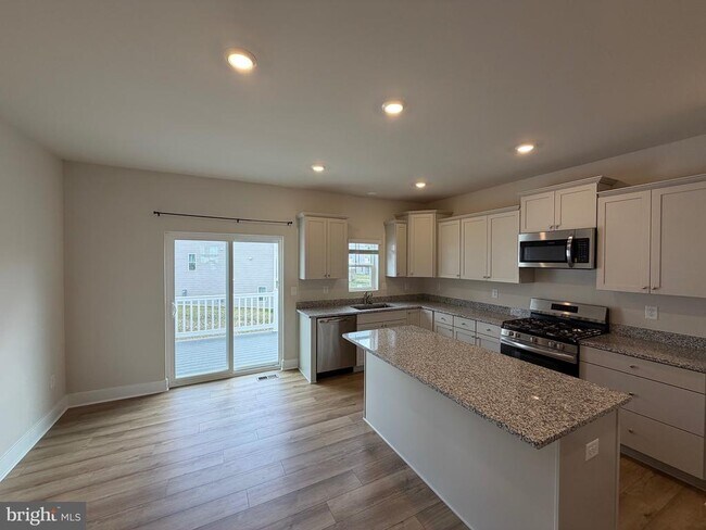 Building Photo - 24852 Wye Ml Ln
