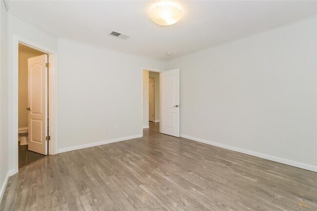 Building Photo - 3503 Walleye Way