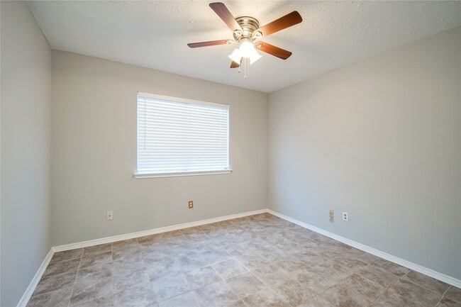 Building Photo - 8319 Wind Willow Dr