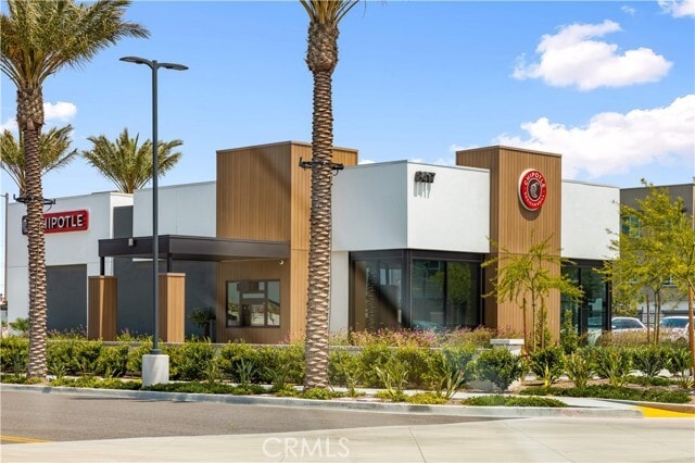Building Photo - 16005 Blueberry Ave