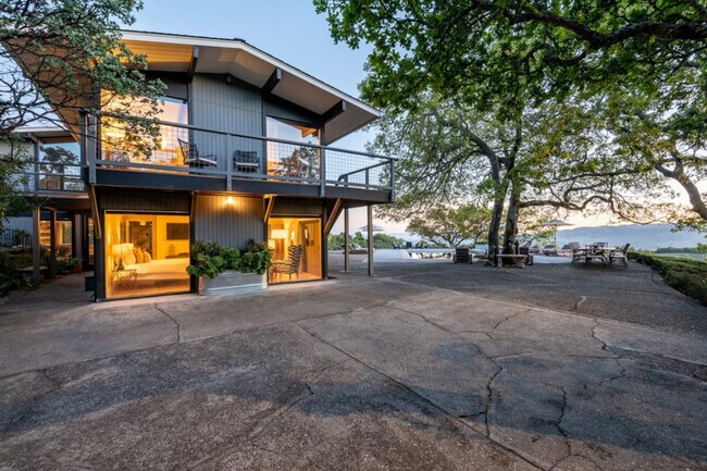 Building Photo - 17389 Mallard Dr