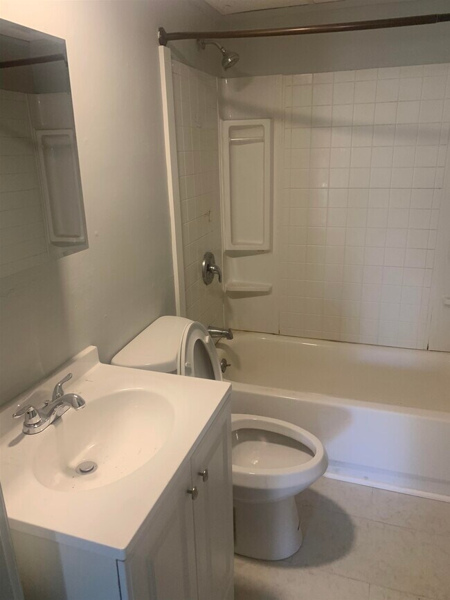 Building Photo - 14 Preble St