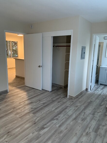 Building Photo - 18 Pacheco St