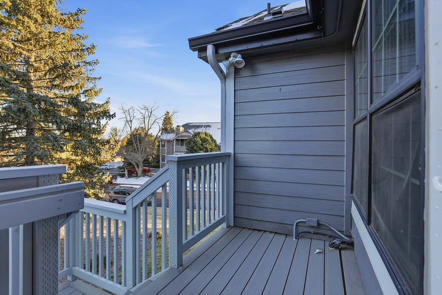 Building Photo - 8327 S Upham Way