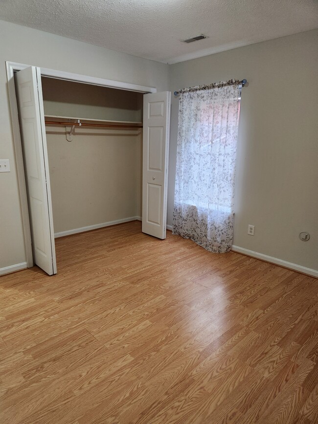 Building Photo - 651 Tulip Poplar Dr