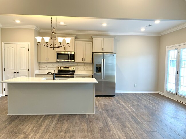 Building Photo - 421 Ayden Ln