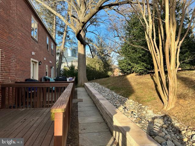 Building Photo - 4920 Bradley Blvd