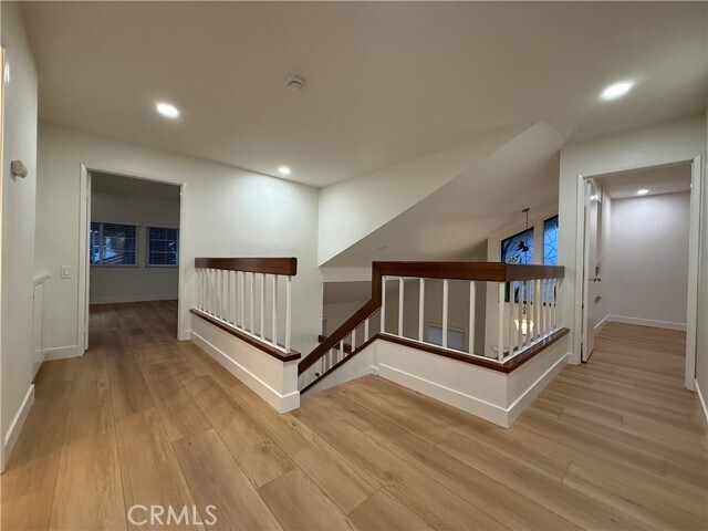 Building Photo - 16 Campanero E