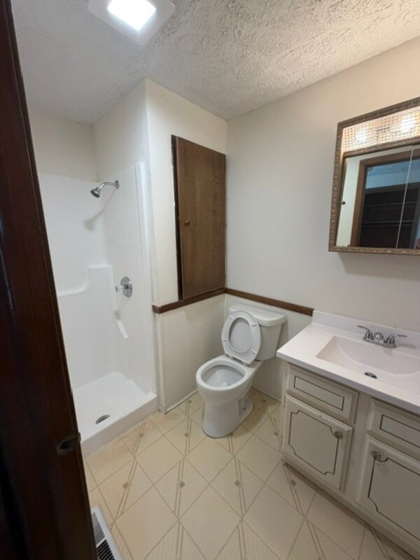 Building Photo - 38629 Ravenswood Rd