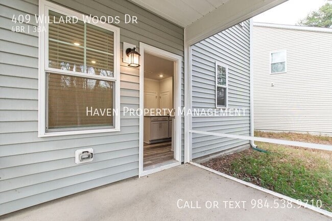 Building Photo - 409 Willard Wds Dr