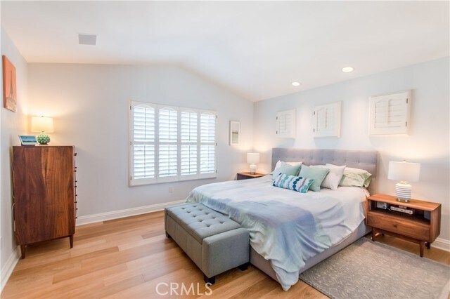 Building Photo - 14 Rowan Dr