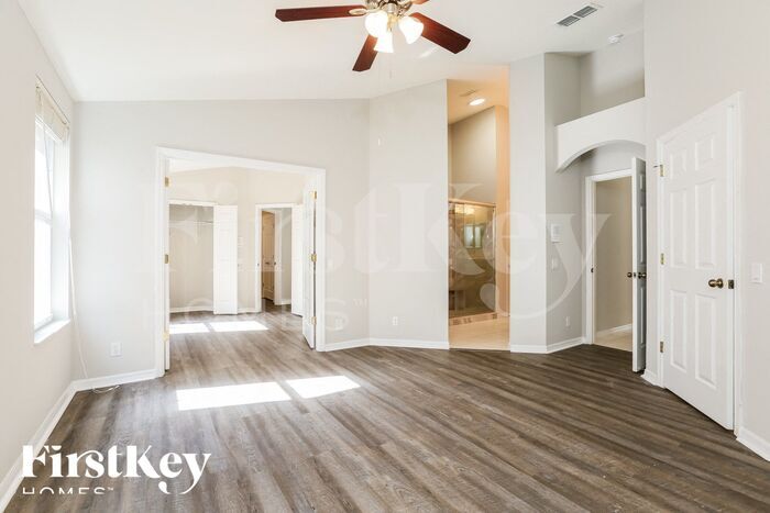 Building Photo - 12836 Havenridge Cir