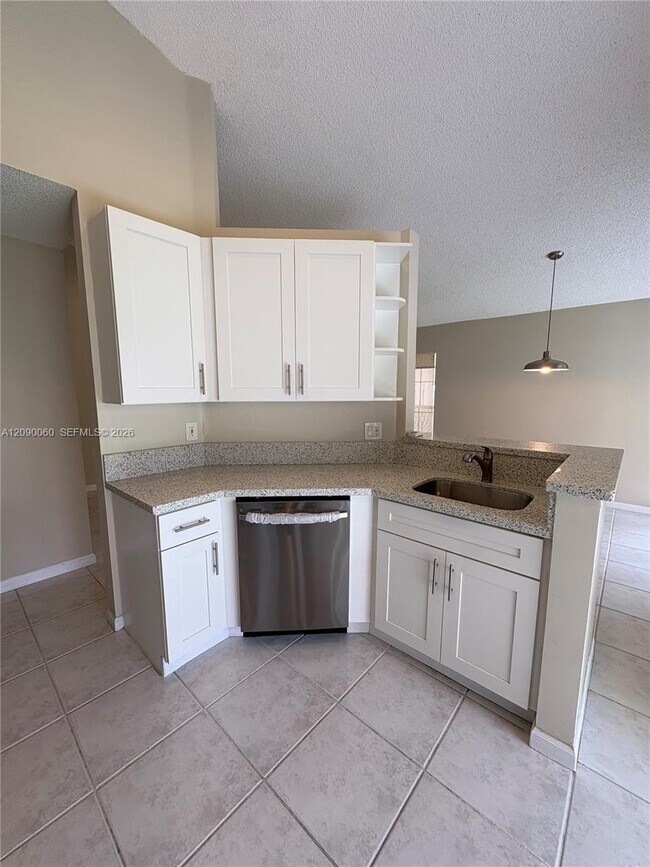 Building Photo - 751 Sand Creek Cir