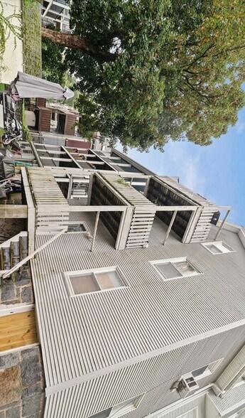 Building Photo - 24 Weld Hill St