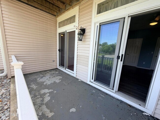 Building Photo - 413 Diamond Rock Cir