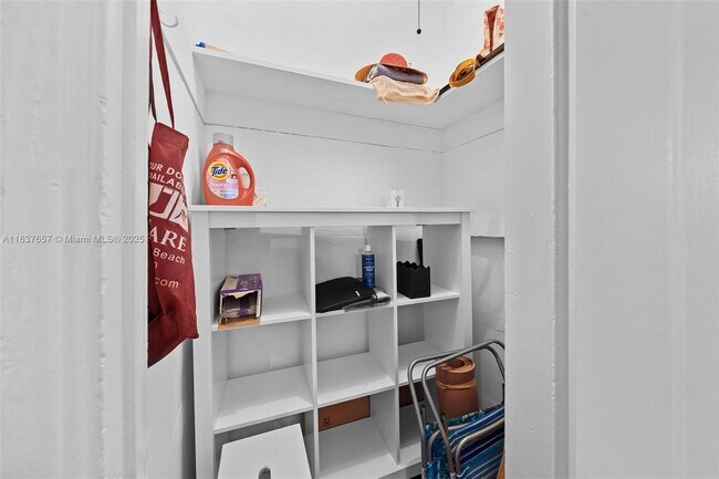 Building Photo - 1211 Pennsylvania Ave