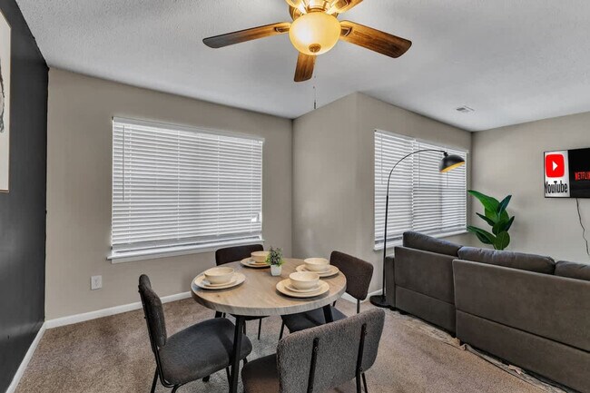 Building Photo - 3201 Stones Throw Ln