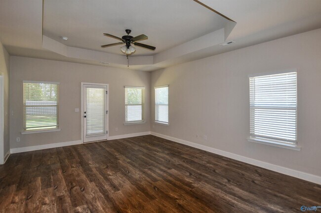 Building Photo - 173 Grey Fawn Trail