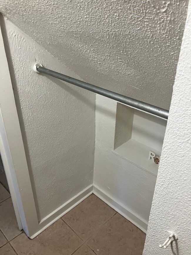 Building Photo - 2328 Union St