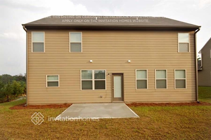 Building Photo - 3600 Brookhollow Dr