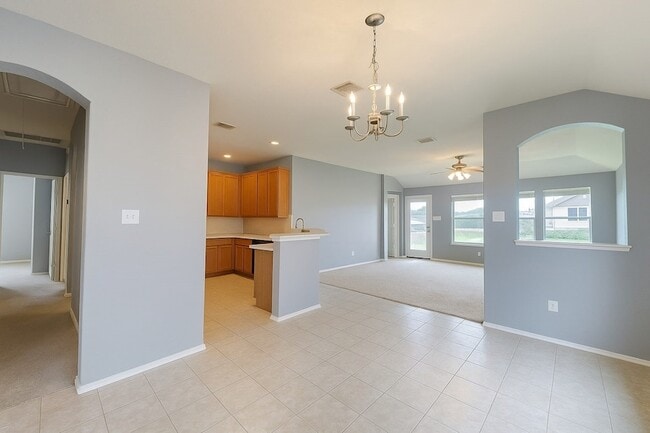 Building Photo - 10420 Devin Ln