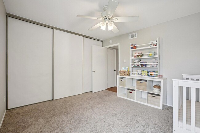 Building Photo - 4159 Steck Ave